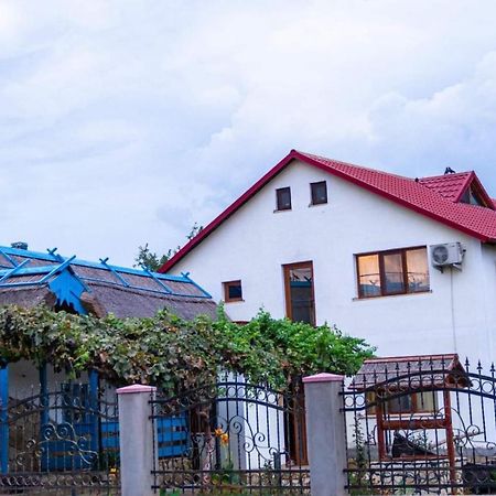 Casa Rasaritul Soarelui Sarichioi Hotel Exterior photo